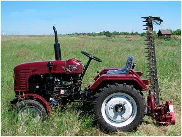 Мини трактор для сенокошения
