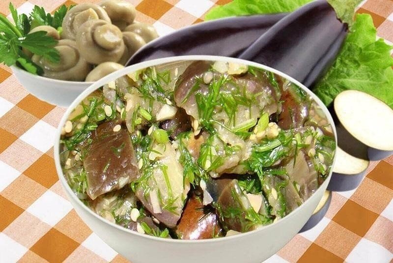 Салат из баклажан грибочки
