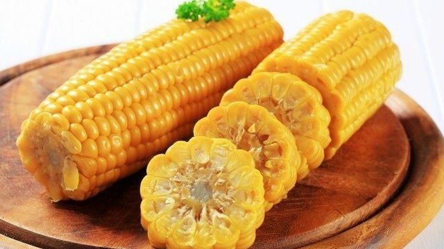 Кукуруза: как правильно выбрать початок и сколько варить