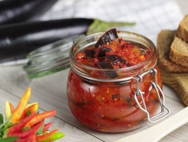 Рецепт на зиму из баклажанов с томатной пастой