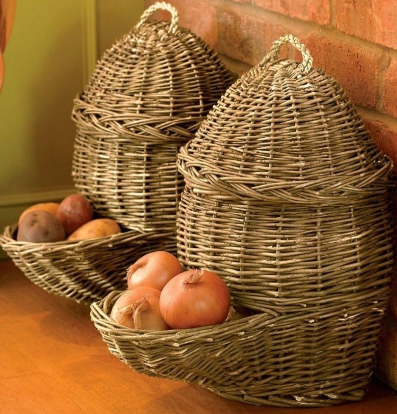 Плетеные корзины для хранения овощей