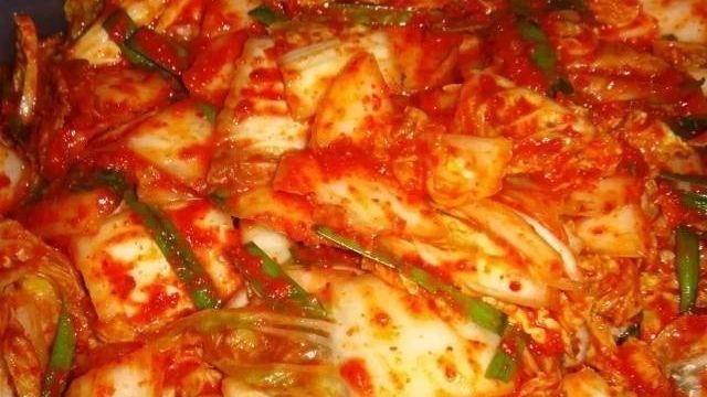 Рецепт острой маринованной капусты со свеклой